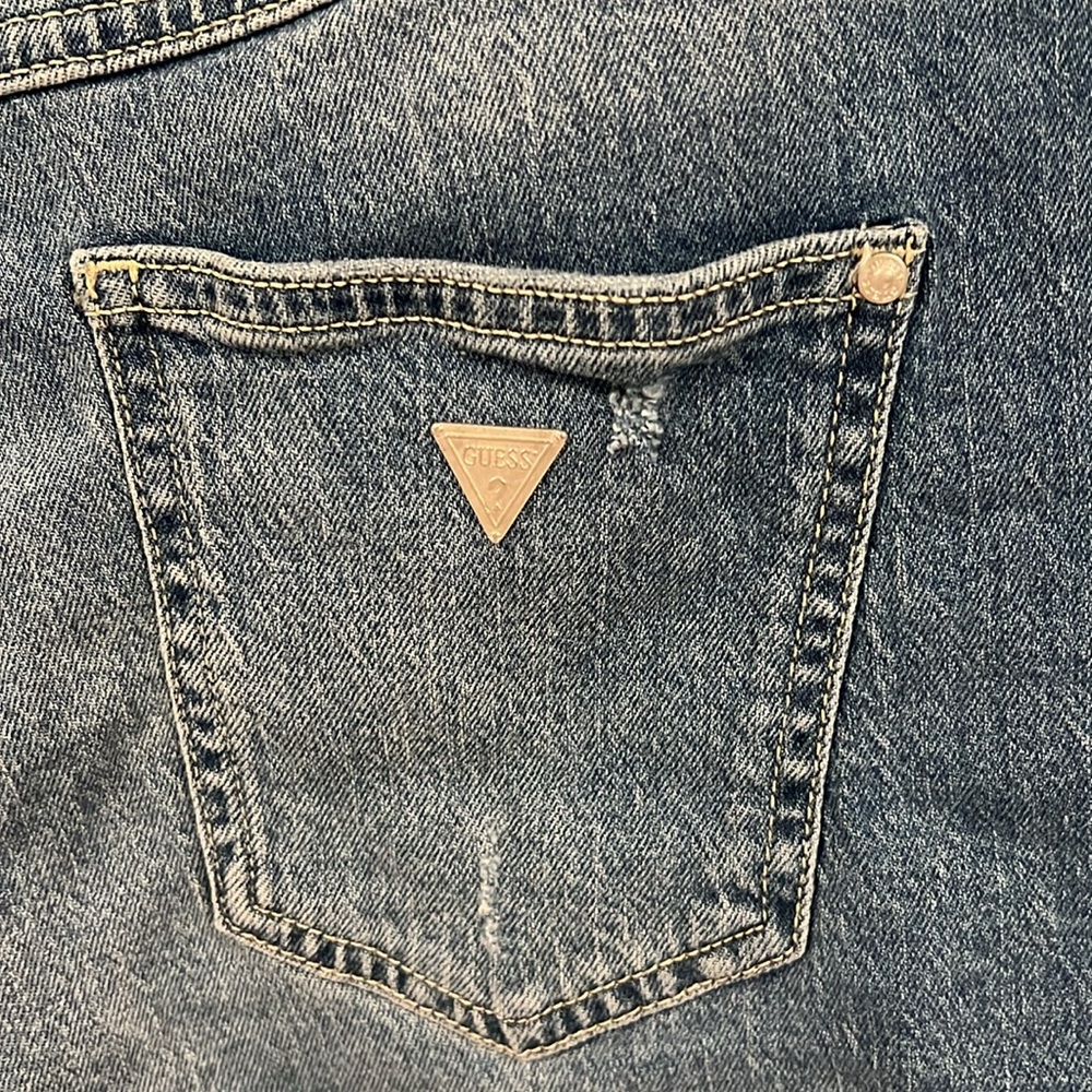 Guess cotton denim shorts . Size 31 - Picture 4 of 8